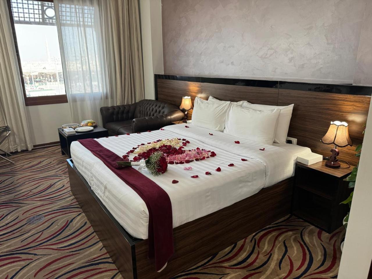 Hayah Golden Hotel Medina Bagian luar foto