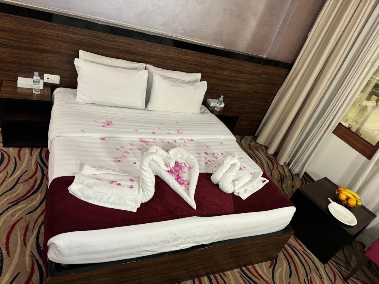 Hayah Golden Hotel Medina Bagian luar foto