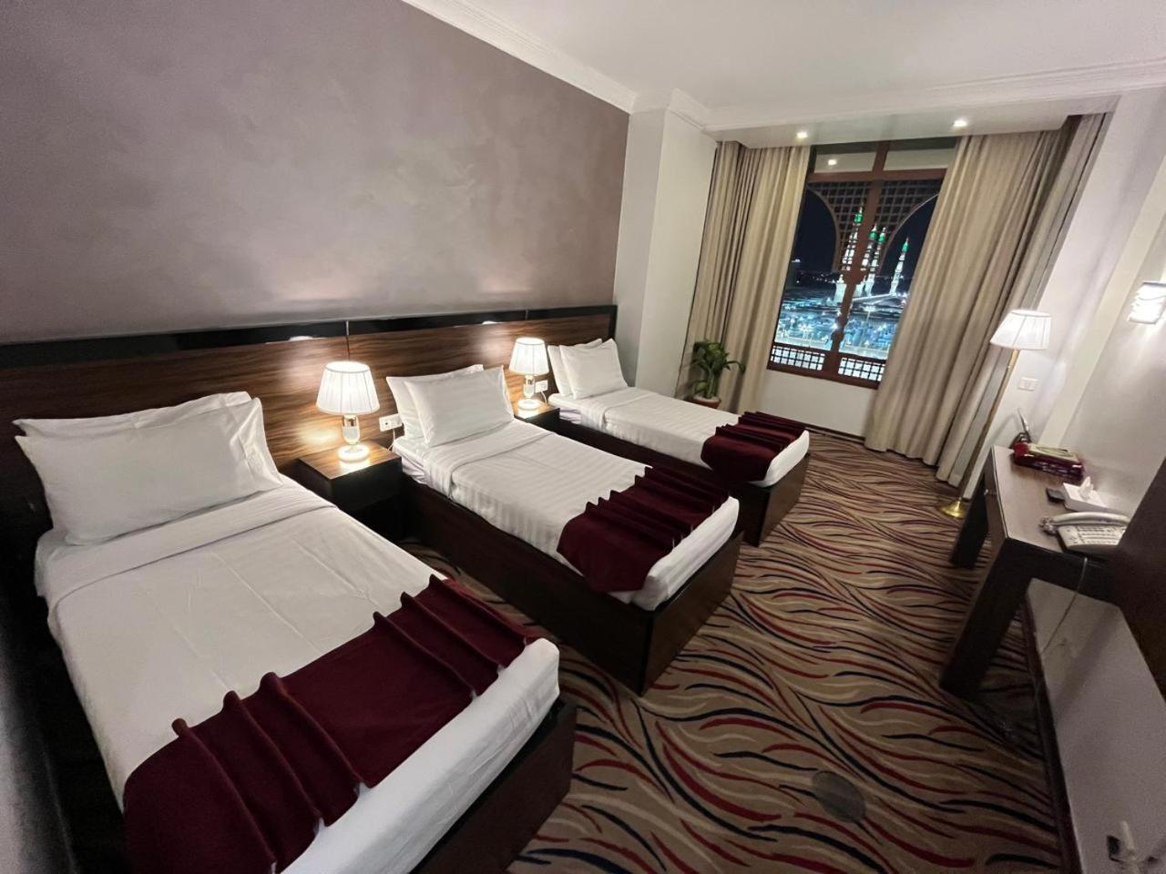 Hayah Golden Hotel Medina Bagian luar foto